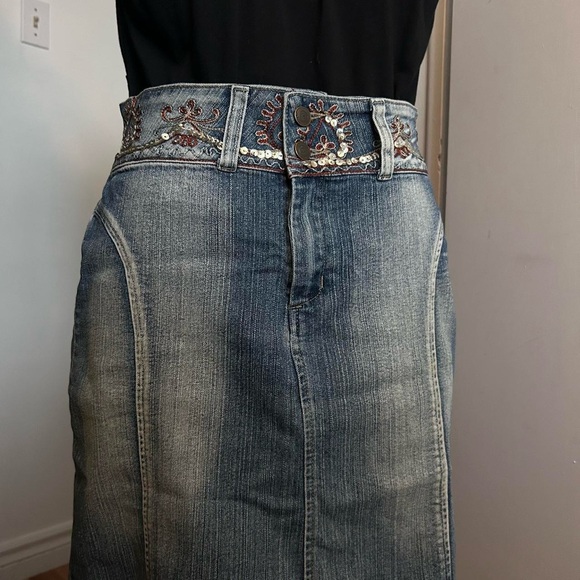 Vintage denim midi skirt - Picture 6 of 8